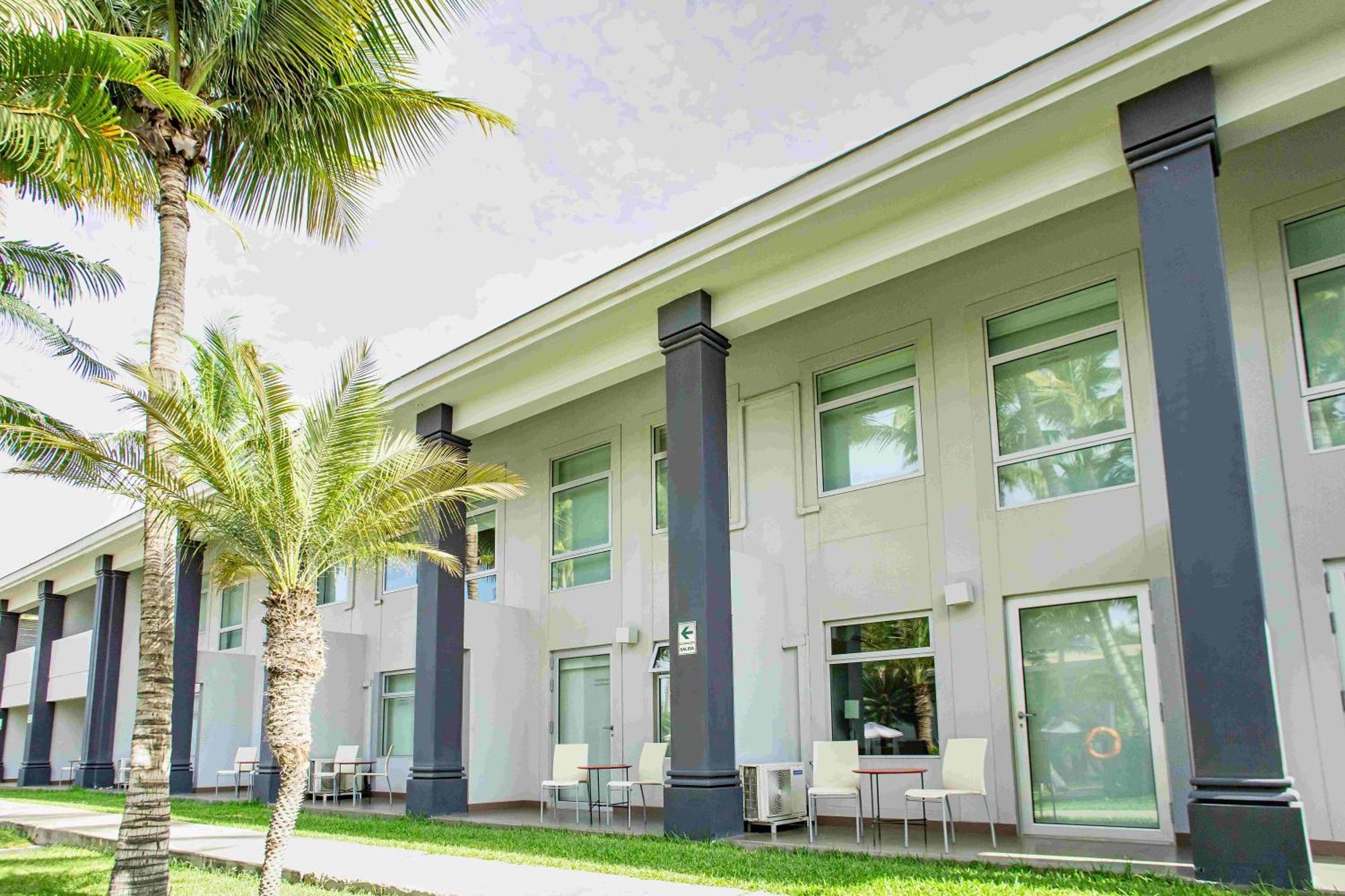 ホテル Casa Andina Premium ピウラ エクステリア 写真