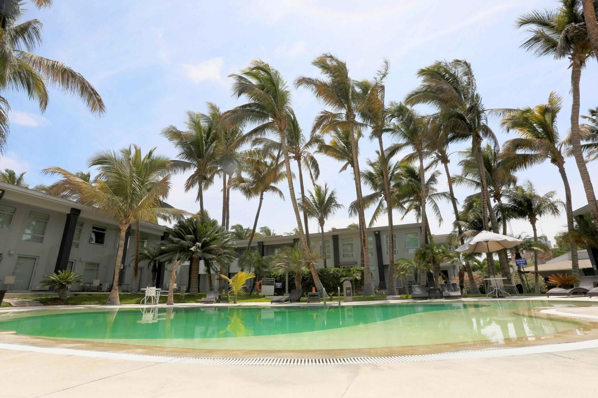 ホテル Casa Andina Premium ピウラ エクステリア 写真