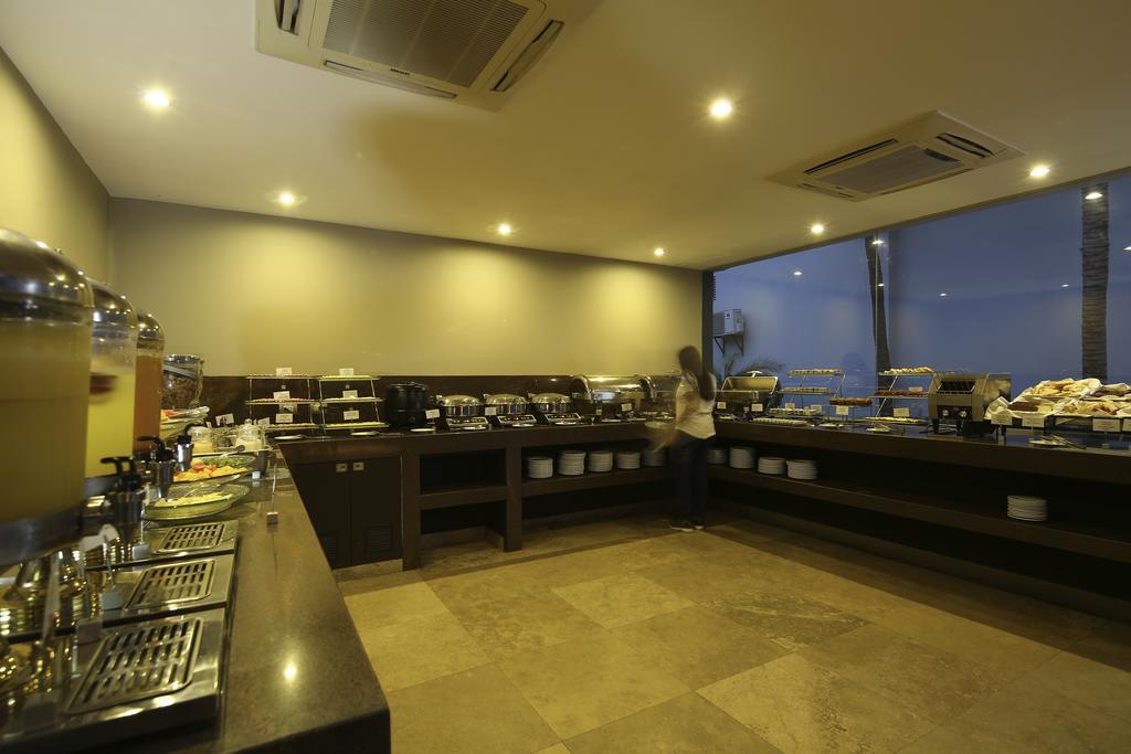 ホテル Casa Andina Premium ピウラ エクステリア 写真